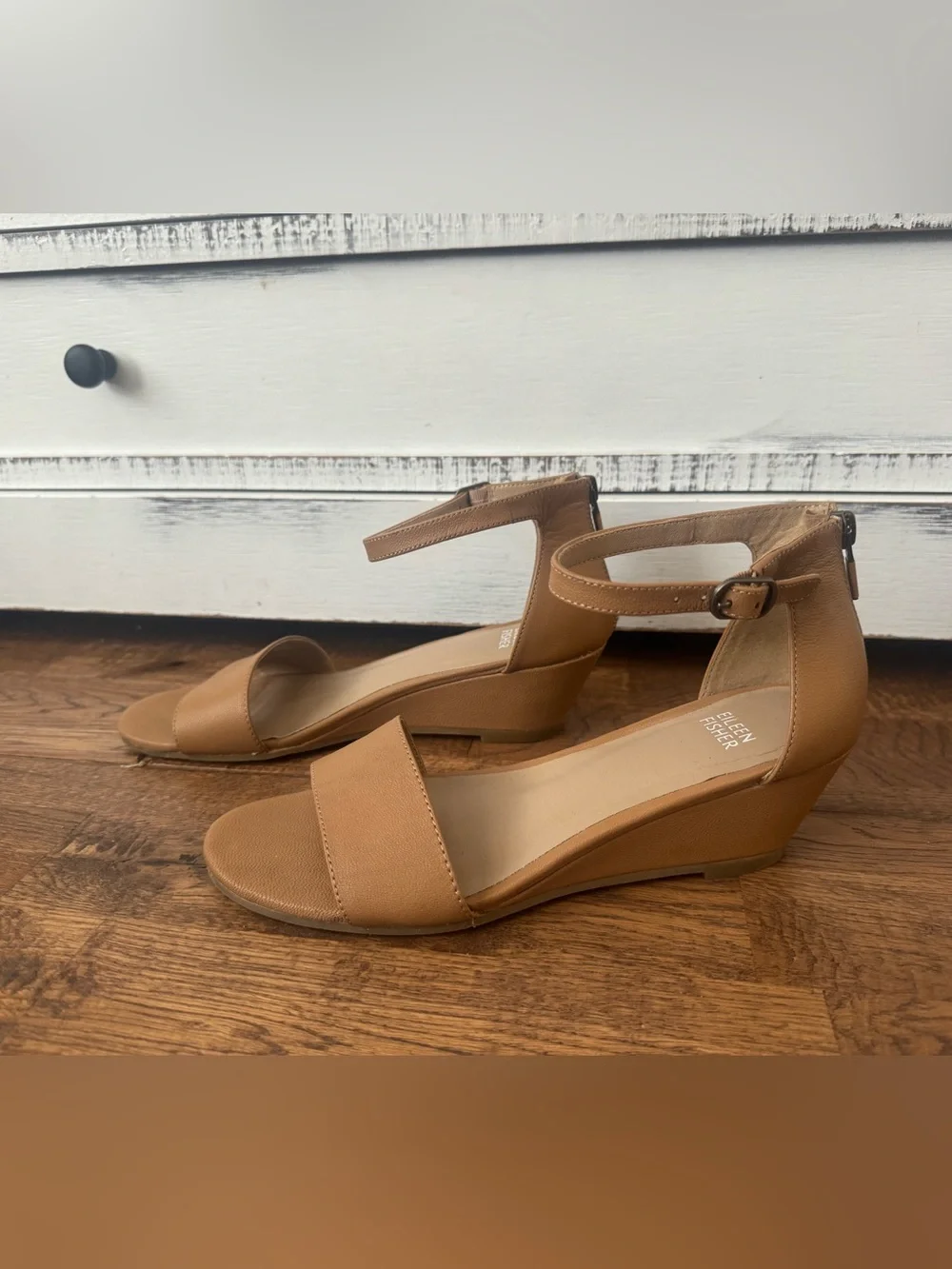 Eileen FIsher Mara Tumbled Leather Wedge Sandal Honey Women's Size‎ 8.5